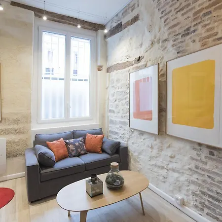 Veeve - Characterful Bastille Hideaway